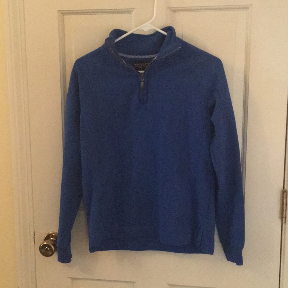 Blue pullover
